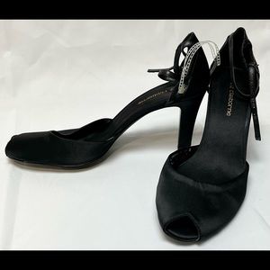 Brand New Black Liz Claiborne Pumps Size 8